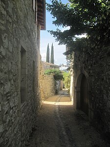 Ruelle du village.