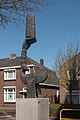 Schijndel, sculptuur Door Golven Gedragen door Pierre Lumey