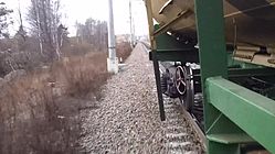 Файл: Вагон-цистерна - вид с поезда, Саперная - Pella.webm