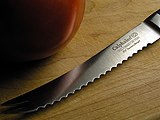 סכין עגבניות/בייגל של Calphalon