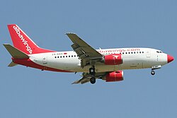 Boeing 737-500 der Albawings