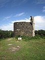 Les restes de l'ancien moulin à vent de Ruvras (Ru Vraz).