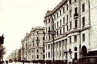 Фасад дома № 26-28 со стороны Каменноостровского проспекта (ок. 1916)