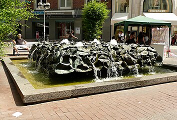 Blätterbrunnen (de) à Hanovre.