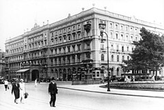 Bundesarchiv Bild 183-R99514, Berlin, Wilhelmplatz, Hotel "Kaiserhof".jpg