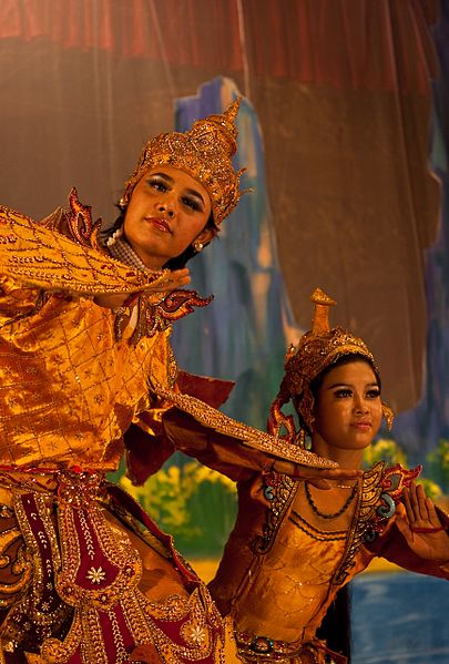 파일:Burmese Ramayana dance.jpg