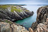 Rotsachtige kust in het Discovery Geopark nabij Cape Bonavista