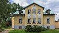 Villa Eichwald mit Toreinfahrt, Garten und Einfriedung