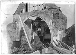 Intérieur de l'église, le même jour