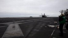 Файл: F-18 - 3-проводная посадка.ogv