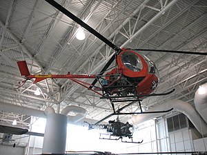 TH-55A vystavený v United States Army Aviation Museum