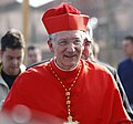 Der momentan aktuelle Patriarch von Venedig in rot.