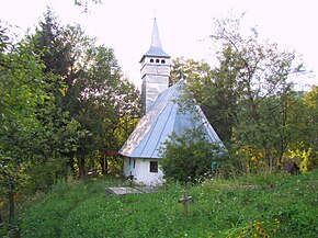 Biserica de lemn din Cărmăzănești