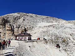 Le refuge Forcella Pordoi.