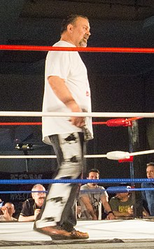 Rick Steiner Portrait Legends Show @ WrestleReunion 2 (cropped).jpg