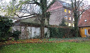 Heutiger Stadtmauerrest bei der Nikolaikirche