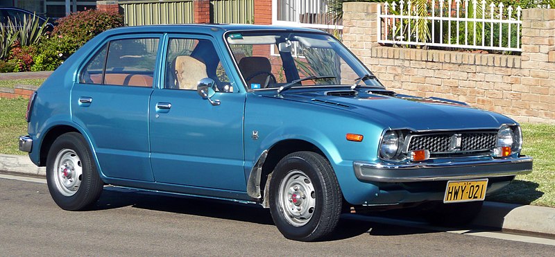 800px-1973-1978_Honda_Civic_5-door_hatchback_01.jpg