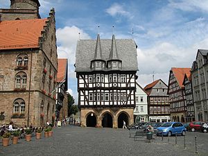 2009 Juli - Fachwerk-Rathaus in Alsfeld VB 4