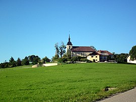 A general view of Saint-Martin-Bellevue and the church