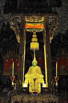 http://en.wikipedia.org/wiki/File:Emerald_Buddha.jpg