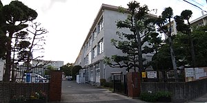 福岡市立警固中学校