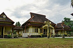 Istana Alwatzikhubillah di Sambas