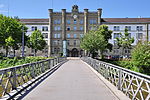 La Militär-Kaserne, Kasernenstrasse 49, vista dal Militärbrücke sulla Sihl.