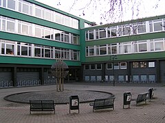 Landrat-Lucas in Leverkusen, one of the more modern German state schools LLGEing1994.jpg