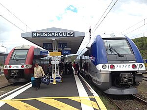 讷萨格站的主站房