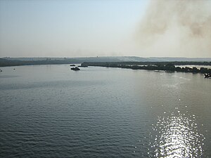 Mapuca River Near Panaji 2.jpg