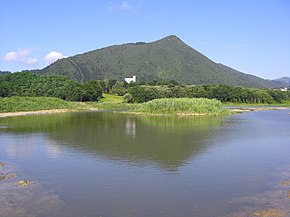 Lagoa salobra nas marismas de Gautegiz Arteaga