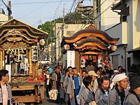 山車同士のすれ違い