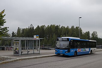 bus (Nobina #1074, VDL Citea LLE-127/255) en Gare de Vantaankoski.