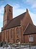 Hervormde kerk: Schip en westtoren vormen de overblijfsels van een laatgotische kruiskerk