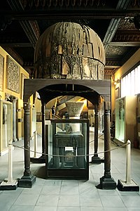 Дрвени олтар и купола из Цркве светог Сергеја у Каиру