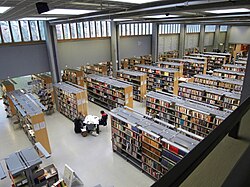 O interior da biblioteca