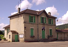 The town hall in Drom