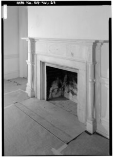 Fireplace in one room FIRST FLOOR, DETAIL OF FIREPLACE, NORTH WALL, SOUTHWEST ROOM - Gracie Mansion, Carl Schurz Park, East Sixty-eighth Street, New York, New York County, NY HABS NY,31-NEYO,46-27.tif