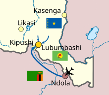 Carte des opérations. L'axe d'attaque des rebelles passe par Kipushi à l'est de Lubumbashi, après atterrissage à Ndola en Zambie.