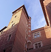 Hôtel de Mansencal : façades sur rue et tour.