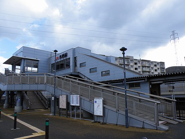 600px-JRKyushu_Honjo_Station.jpg