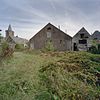 'Het vergulde Lam'. Herberg-boerderij met opkamer, topgevel, terzijde gele steen, vijf sierankers, schuiframen met roeden