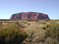 Uluru (Ayers Rock), salah satu lokasi terkenal di Wilayah Utara