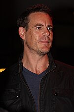 Miniatura Aaron Jeffery