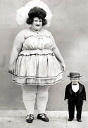 The world's largest woman in 1922 next to Clarence Chesterfield Howerton