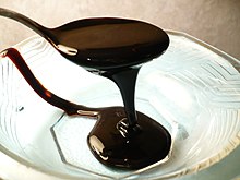 http://upload.wikimedia.org/wikipedia/commons/thumb/8/8f/Blackstrapmolasses.JPG/220px-Blackstrapmolasses.JPG