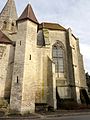 Tourelle d'escalier et abside, côté sud.