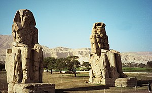 Colossi-of-Memnon(js).jpg