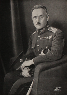 Gen. Jan Netík (asi 1937)