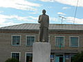 Памятник Ленину на площади